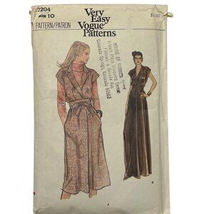 Vogue 7204 Vintage Sewing Pattern For Misses Dress & Belt Size 10